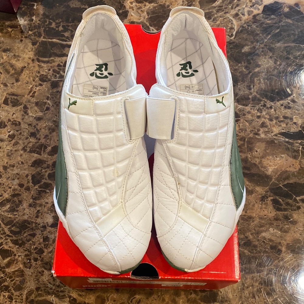 Puma. White-Four Leaf Clover sneaker